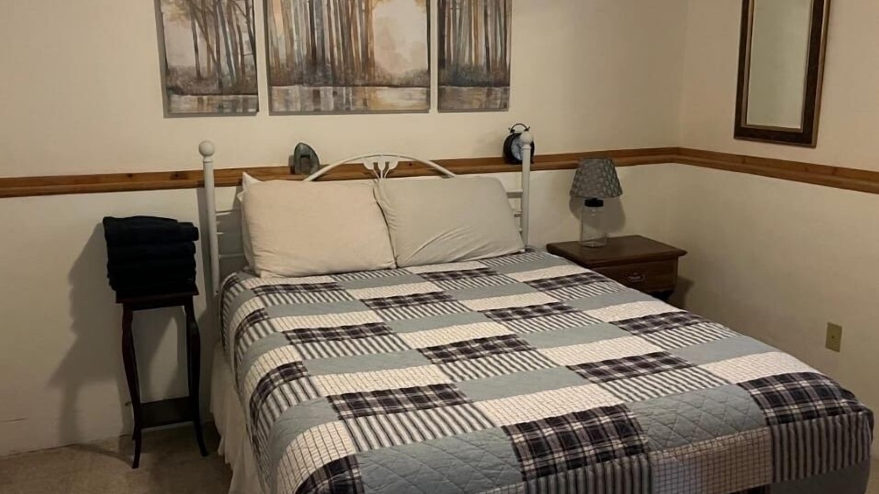 Photo of Bedroom in Jackson