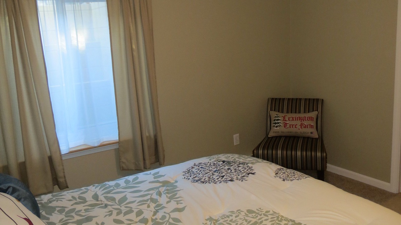 Photo of Bedroom in Bethel
