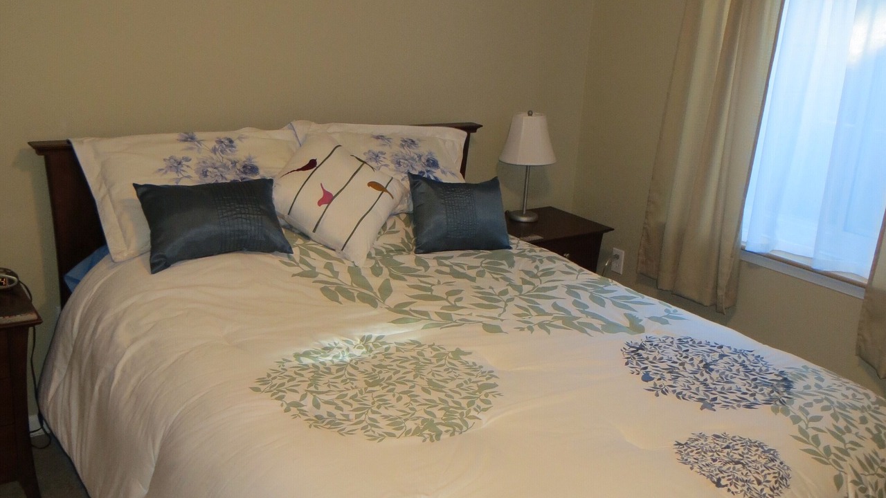 Photo of Bedroom in Bethel