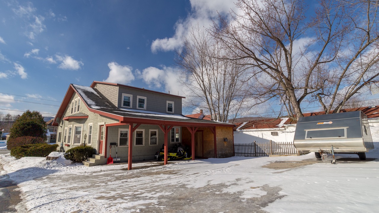 Photo of Outdoor in Upper Village