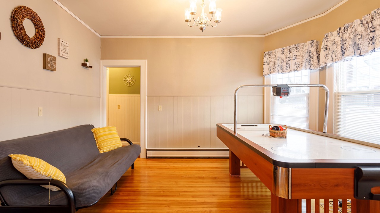 Photo of Bedroom in Upper Village