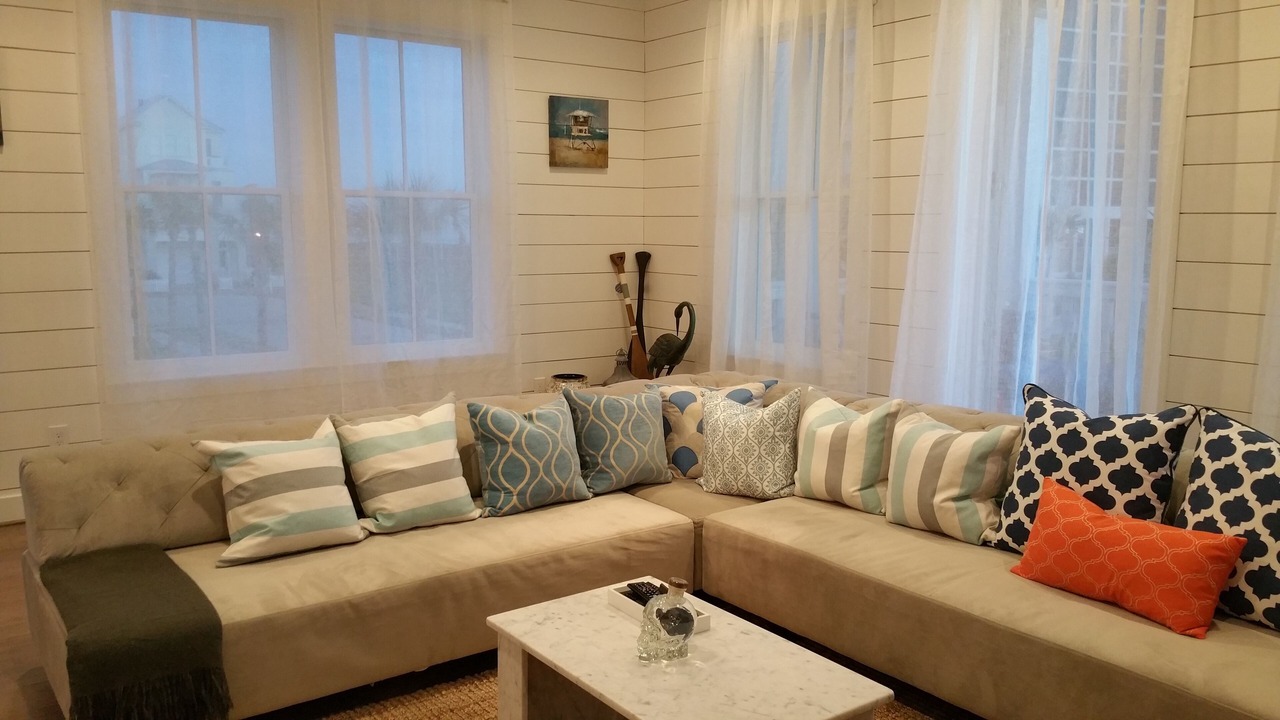 Photo of Livingroom in Beachtown