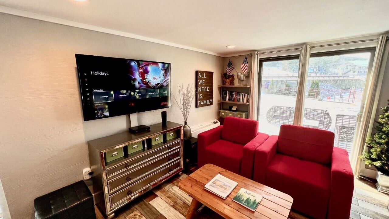 Photo of Livingroom in Bartlett