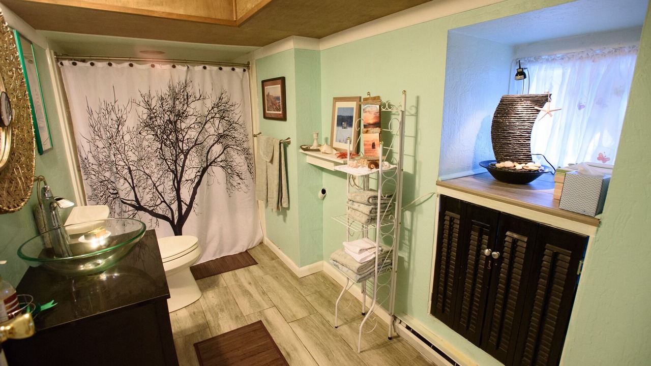 Photo of Bathroom in Town of Lloyd