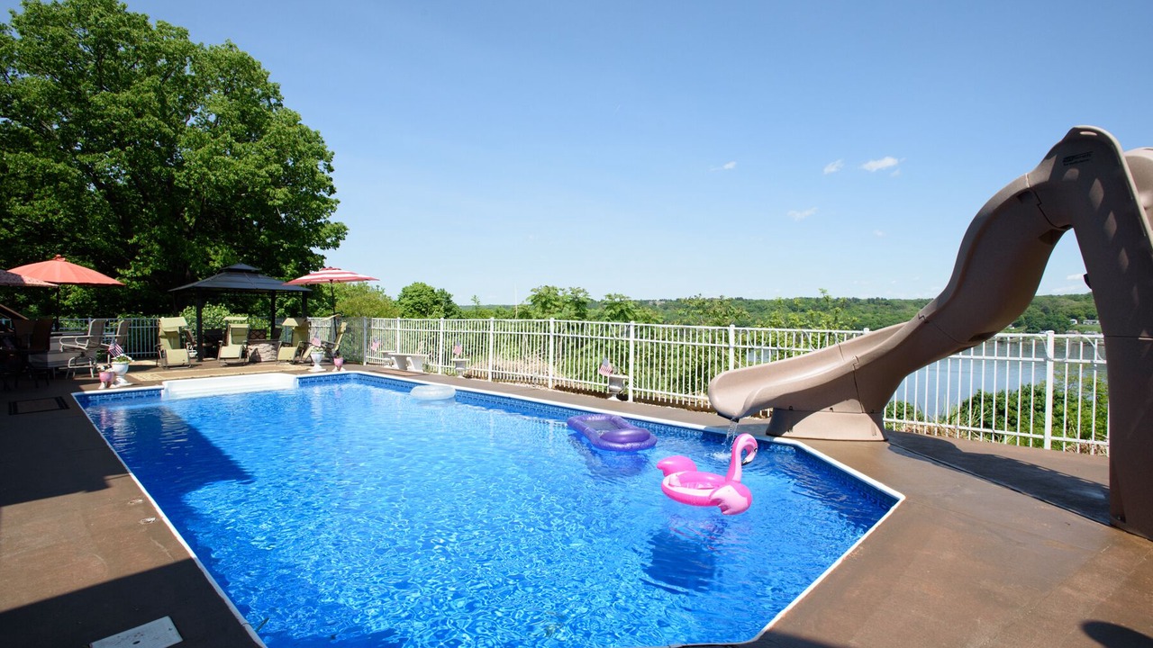 Photo of Outdoor in Town of Lloyd