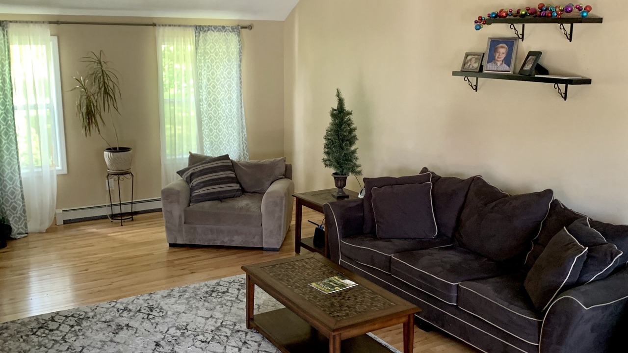 Photo of Livingroom in Etna