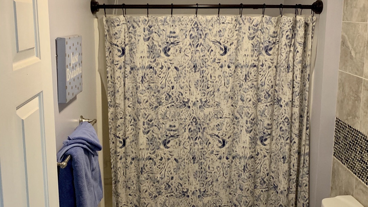 Photo of Bathroom in Etna