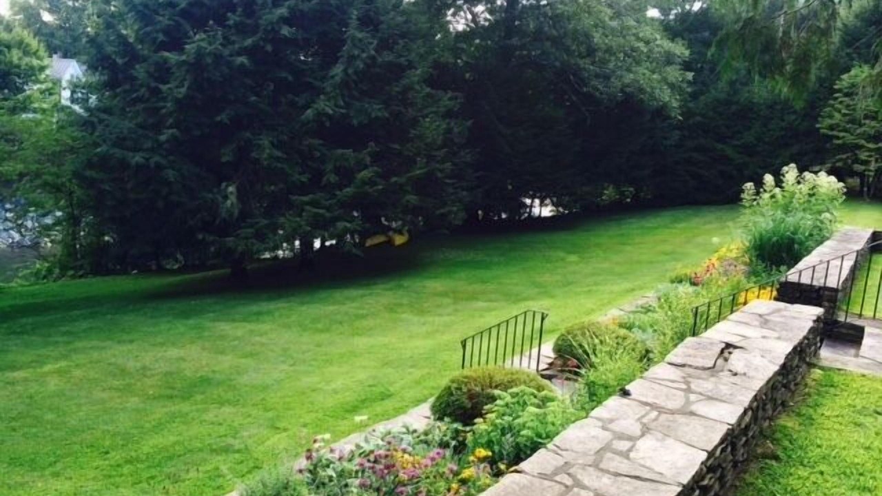 Photo of Outdoor in Woodstock