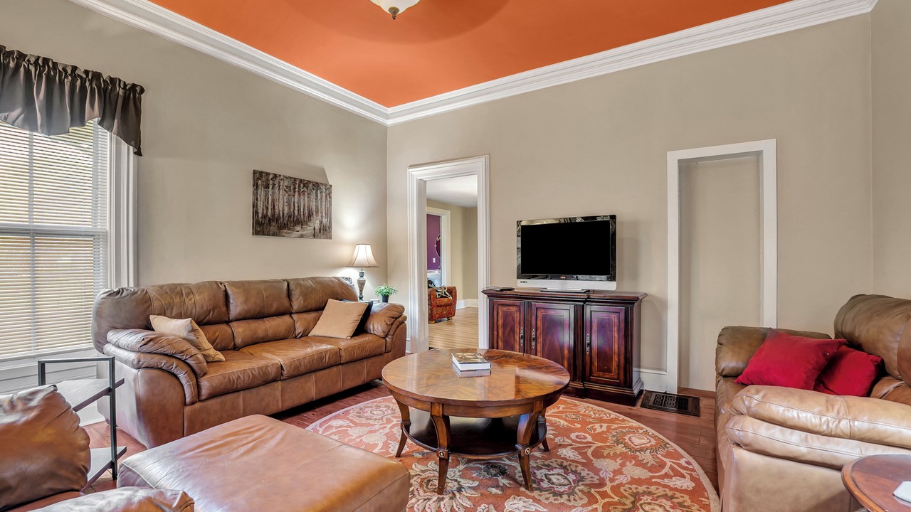 Photo of Livingroom in Milford