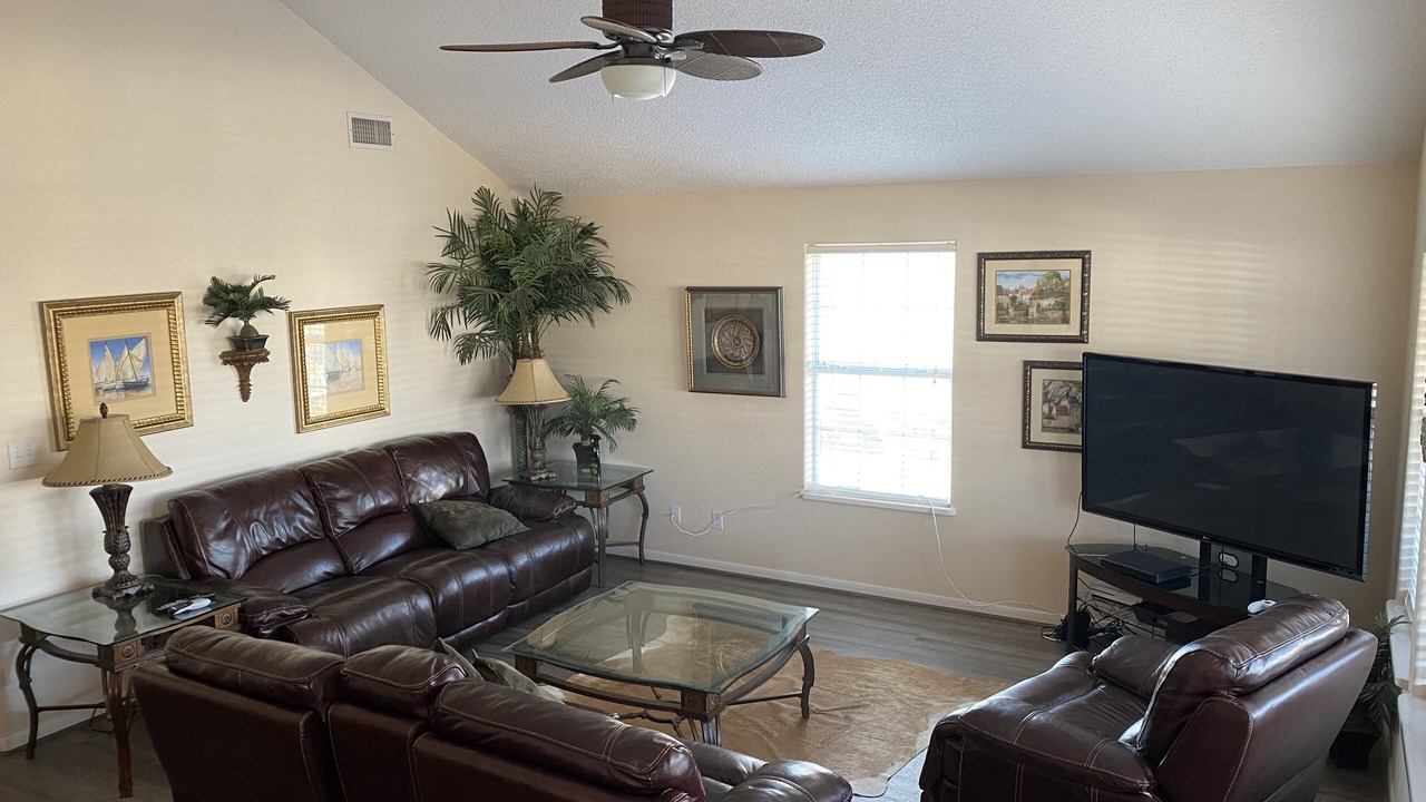 Photo of Livingroom in Galveston