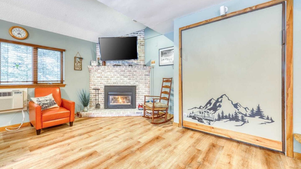 Photo of Livingroom in Bartlett