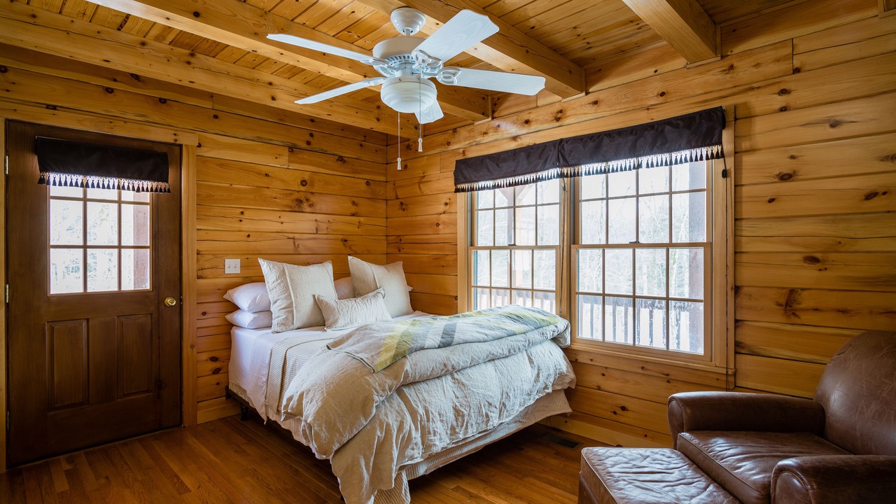 Photo of Bedroom in Livingston Manor