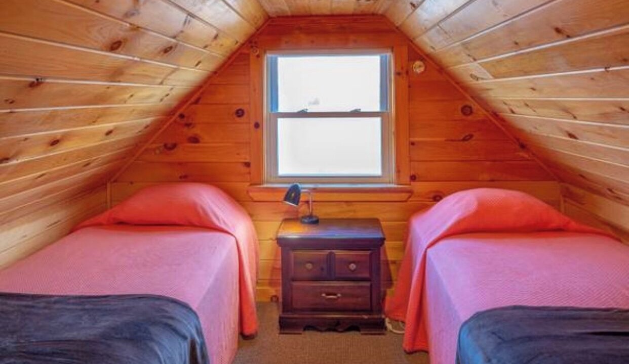 Photo of Bedroom in Roxbury