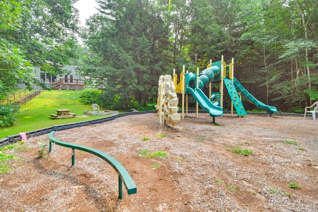 Photo of Others in Bartlett