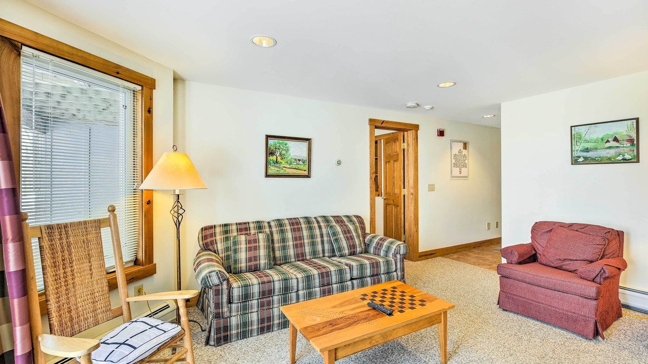 Photo of Livingroom in North Troy