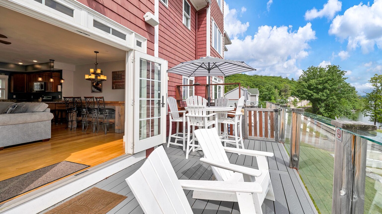 Photo of Outdoor in Weirs Beach