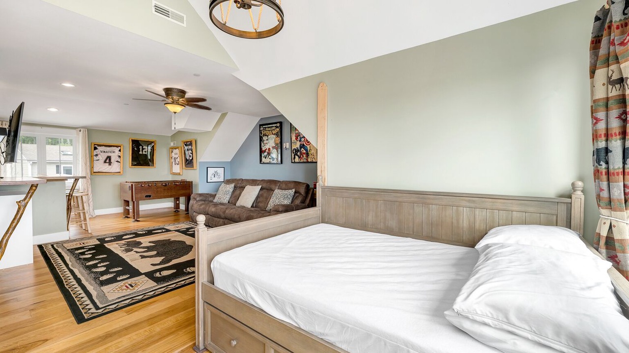 Photo of Bedroom in Weirs Beach