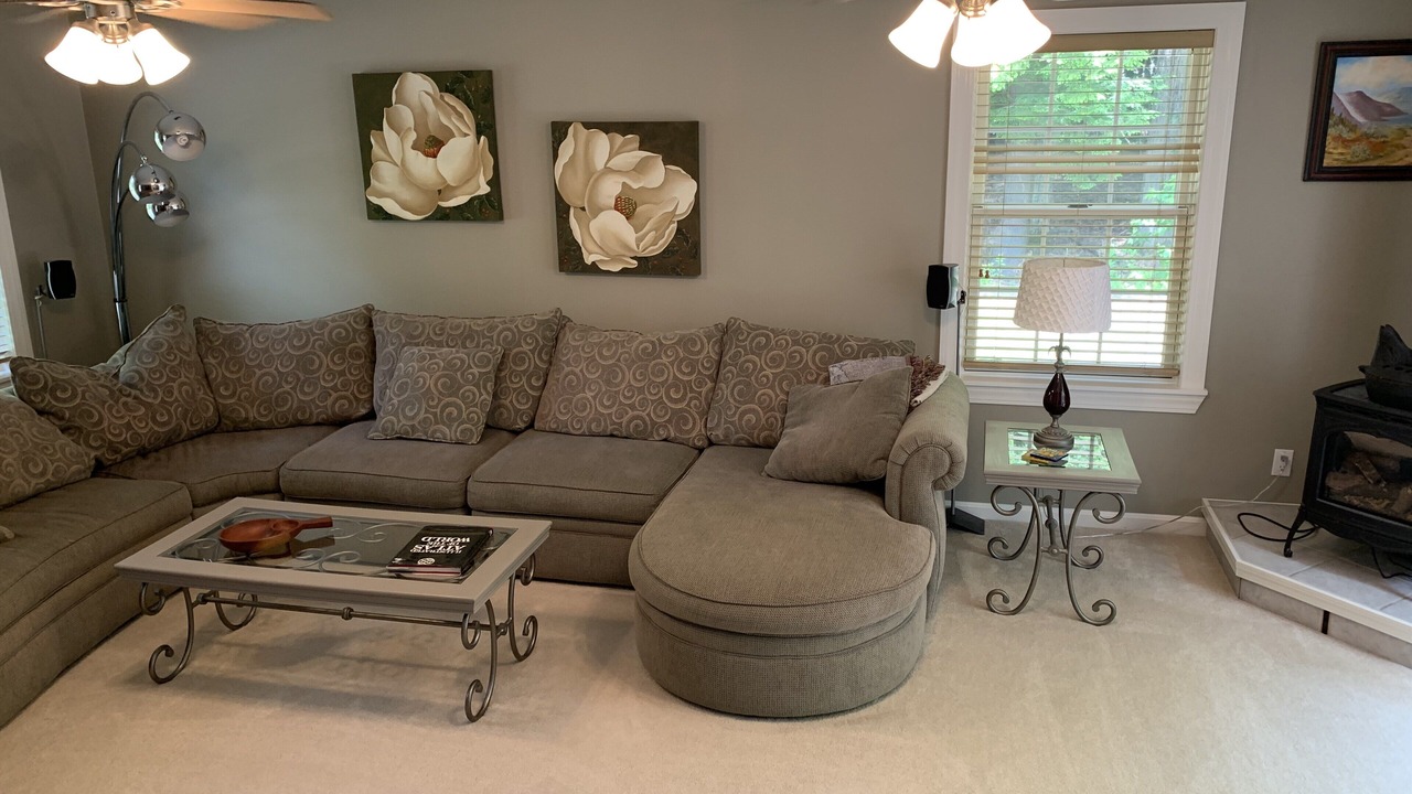 Photo of Bedroom in Moultonborough