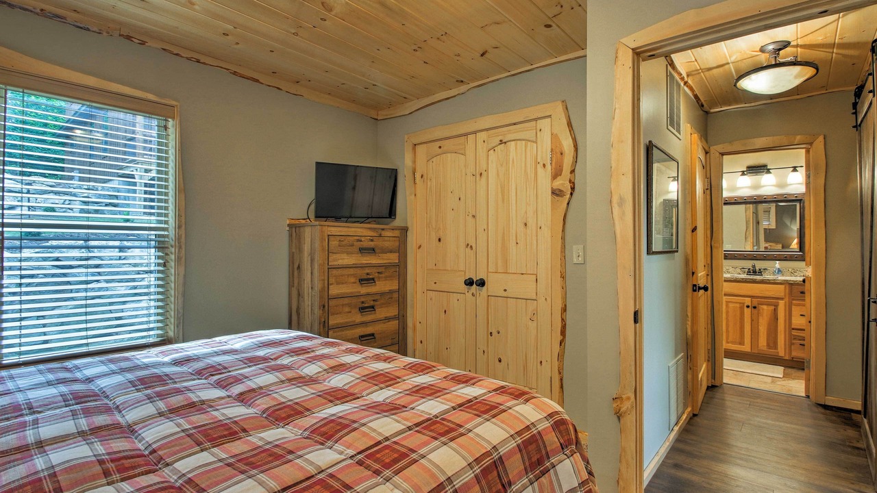 Photo of Bedroom in North Conway