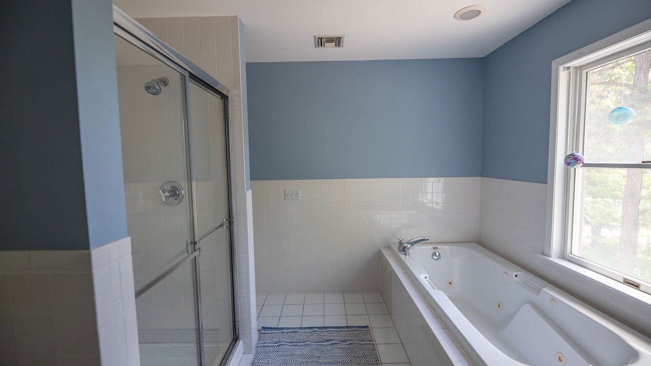 Photo of Bathroom in Shinnecock Hills