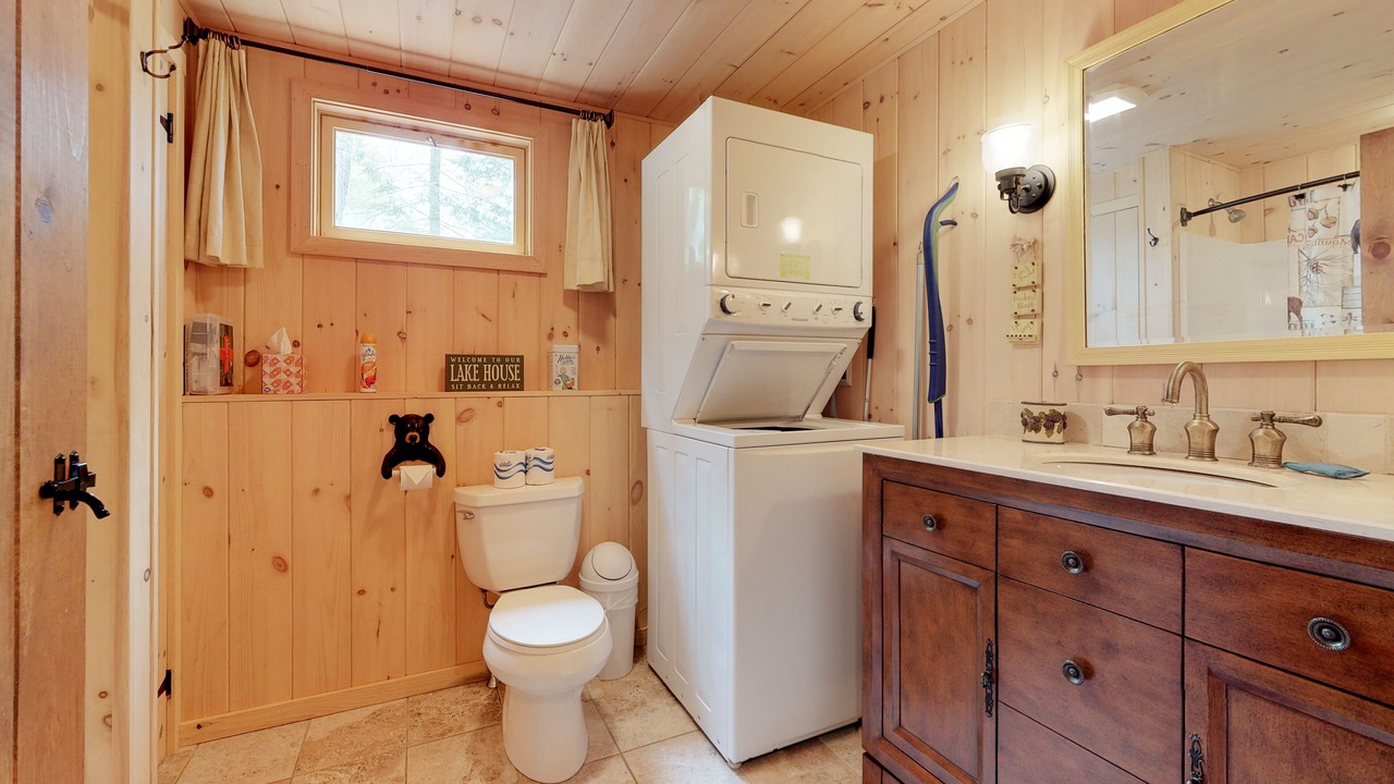 Photo of Bathroom in Naples