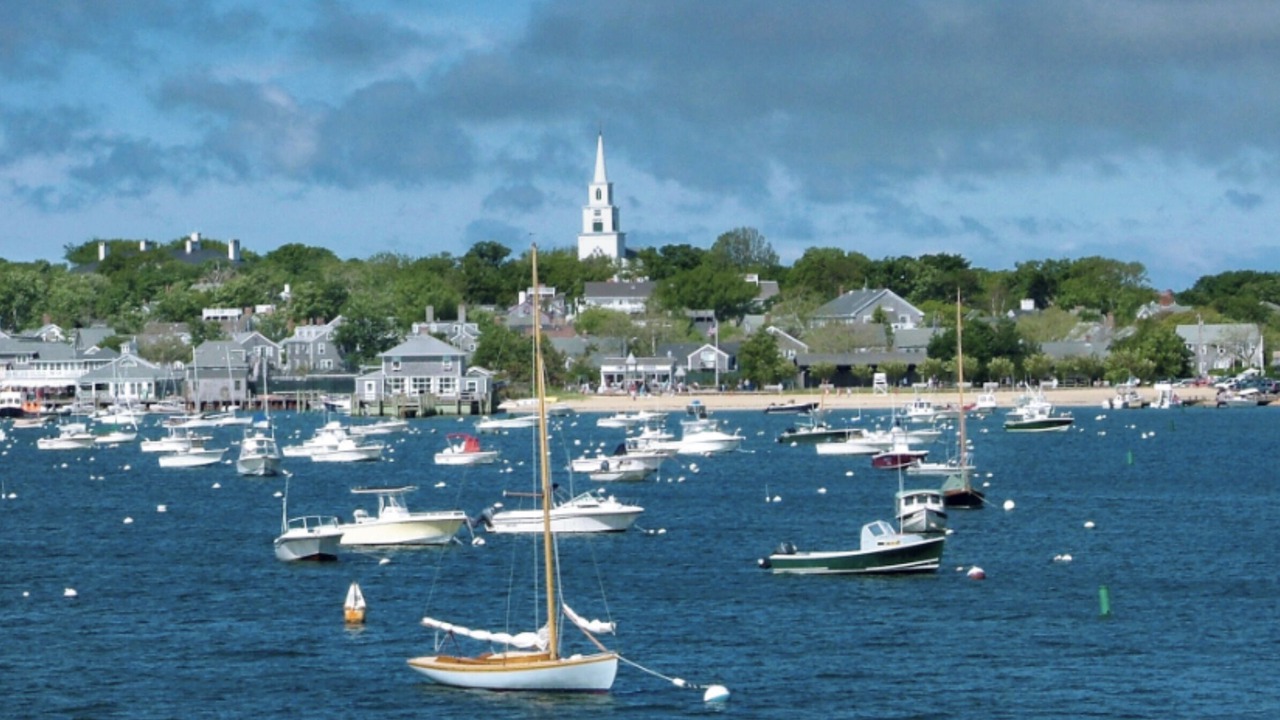 Photo of Others in Nantucket Town