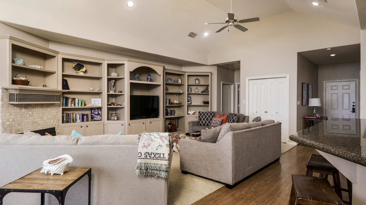 Photo of Livingroom in Terramar Beach