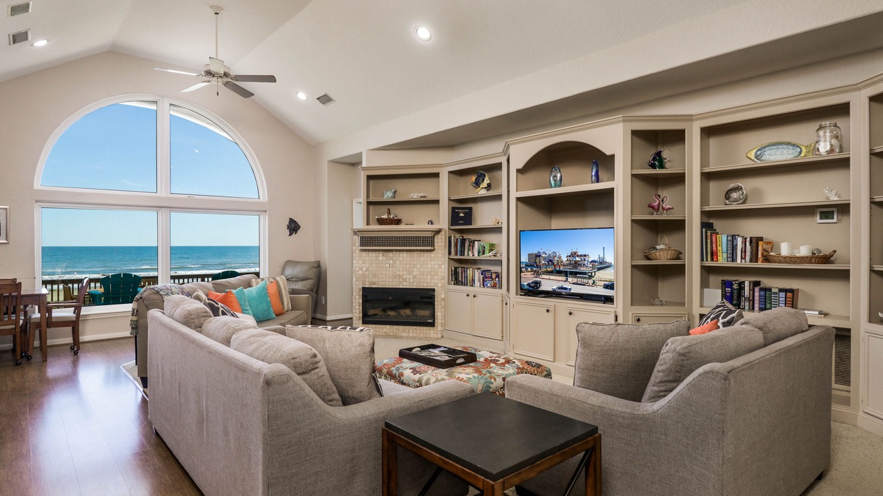 Photo of Livingroom in Terramar Beach