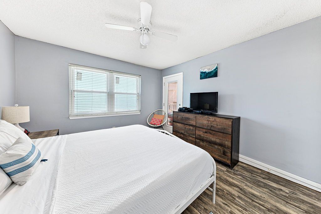 Photo of Bedroom in Gulf Shores