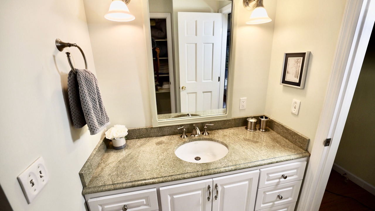 Photo of Bathroom in Water Mill