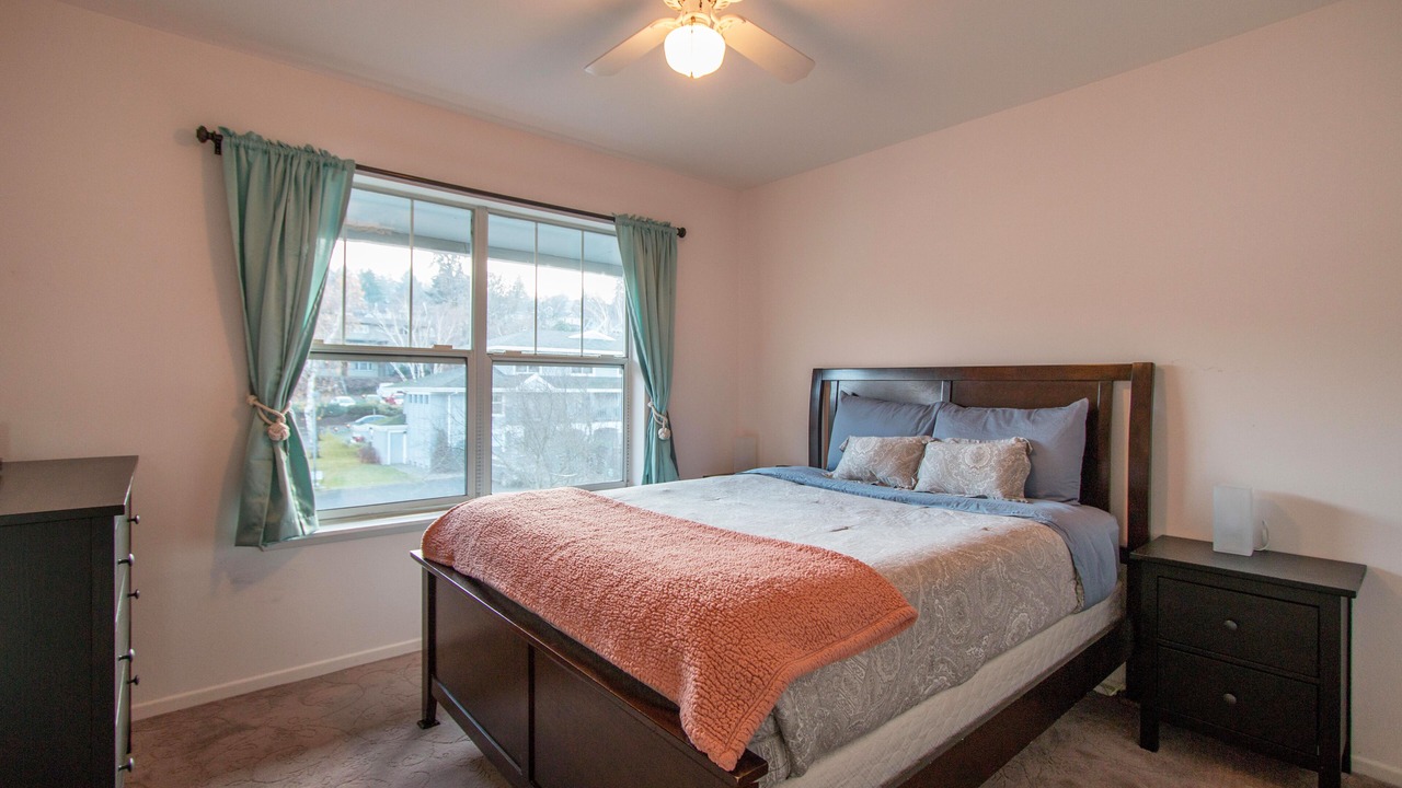 Photo of Bedroom in Hood River