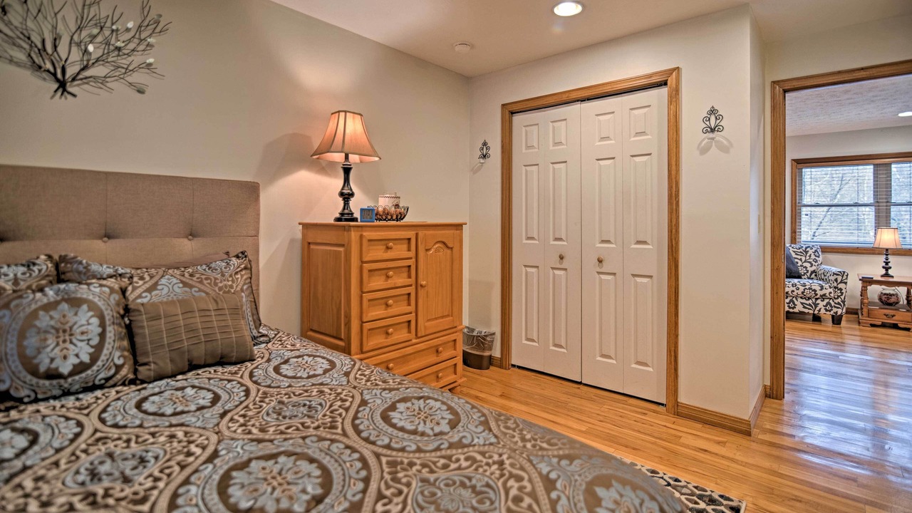 Photo of Bedroom in Elkins