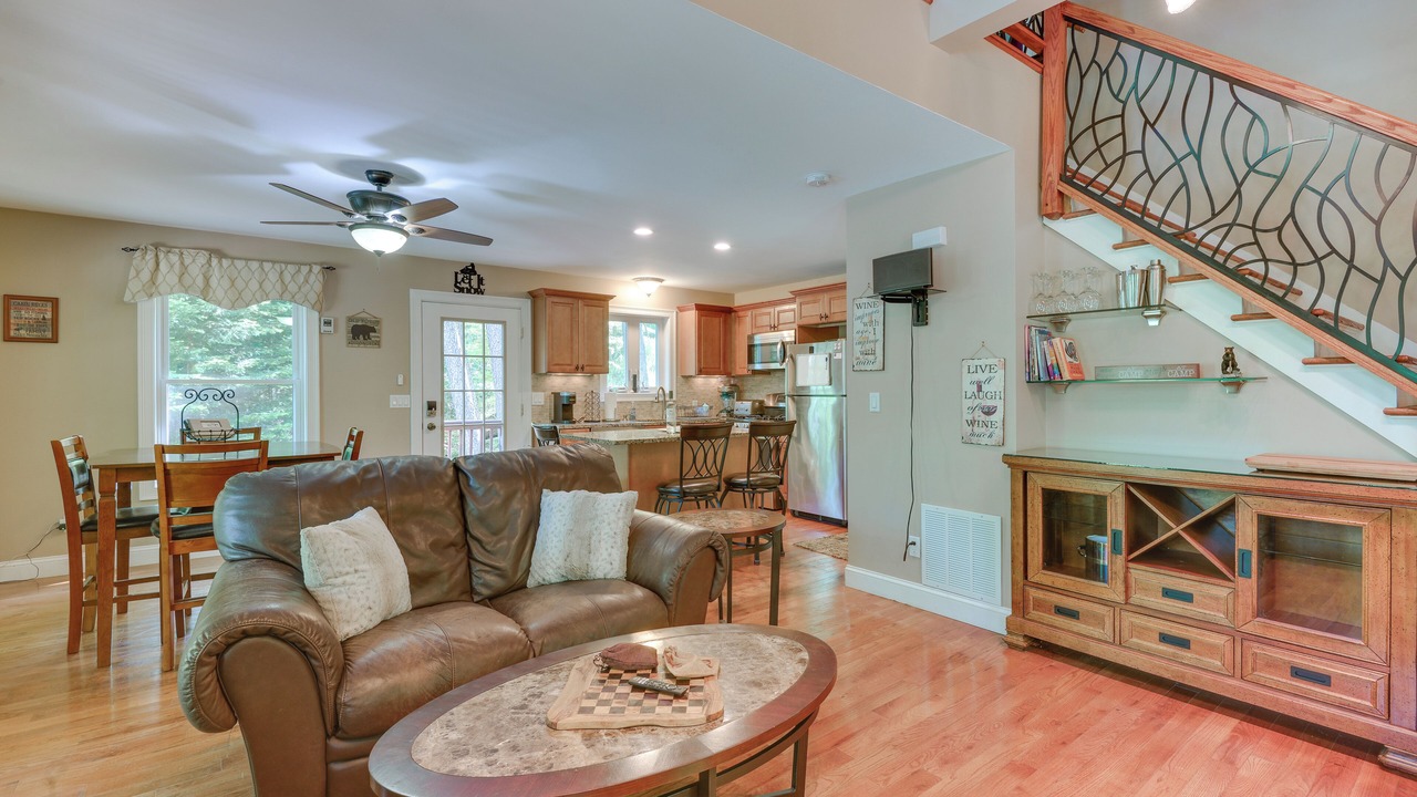 Photo of Livingroom in Old Forge