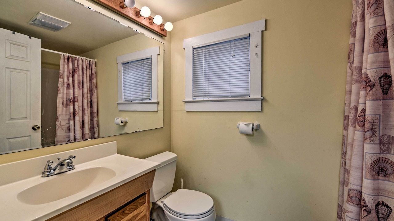 Photo of Bathroom in Surf City