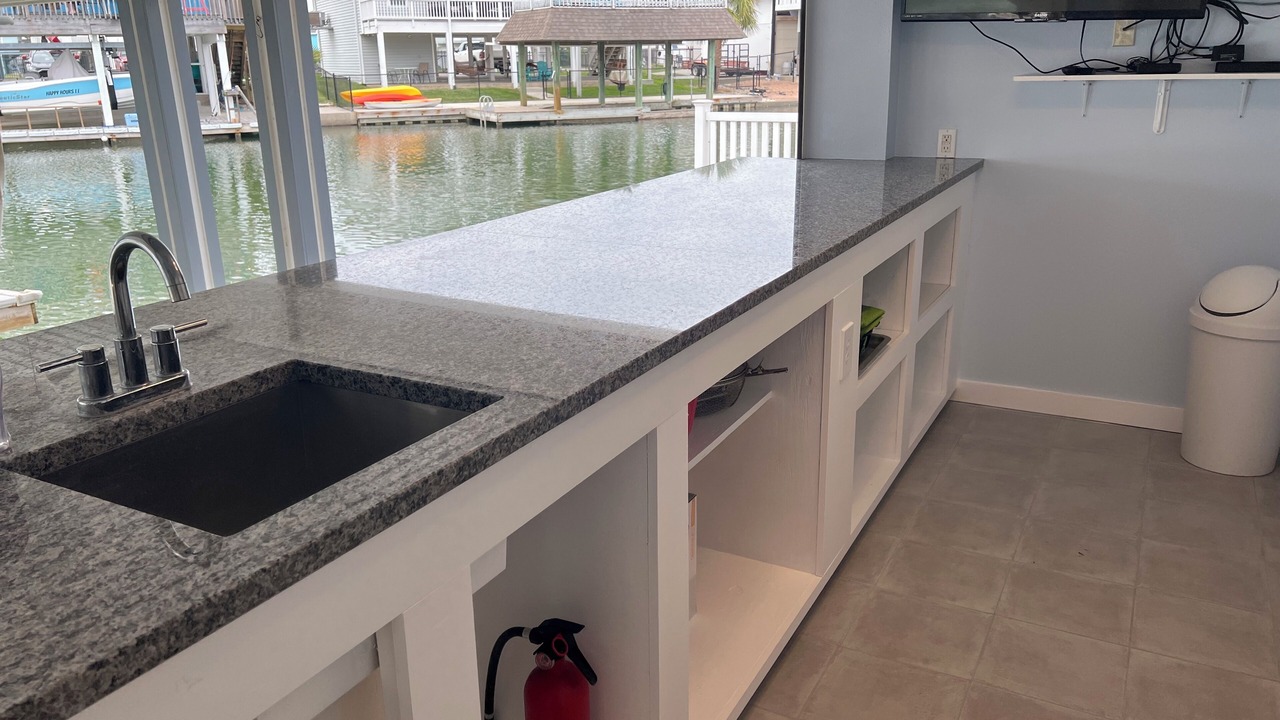 Photo of Kitchen in Jamaica Beach