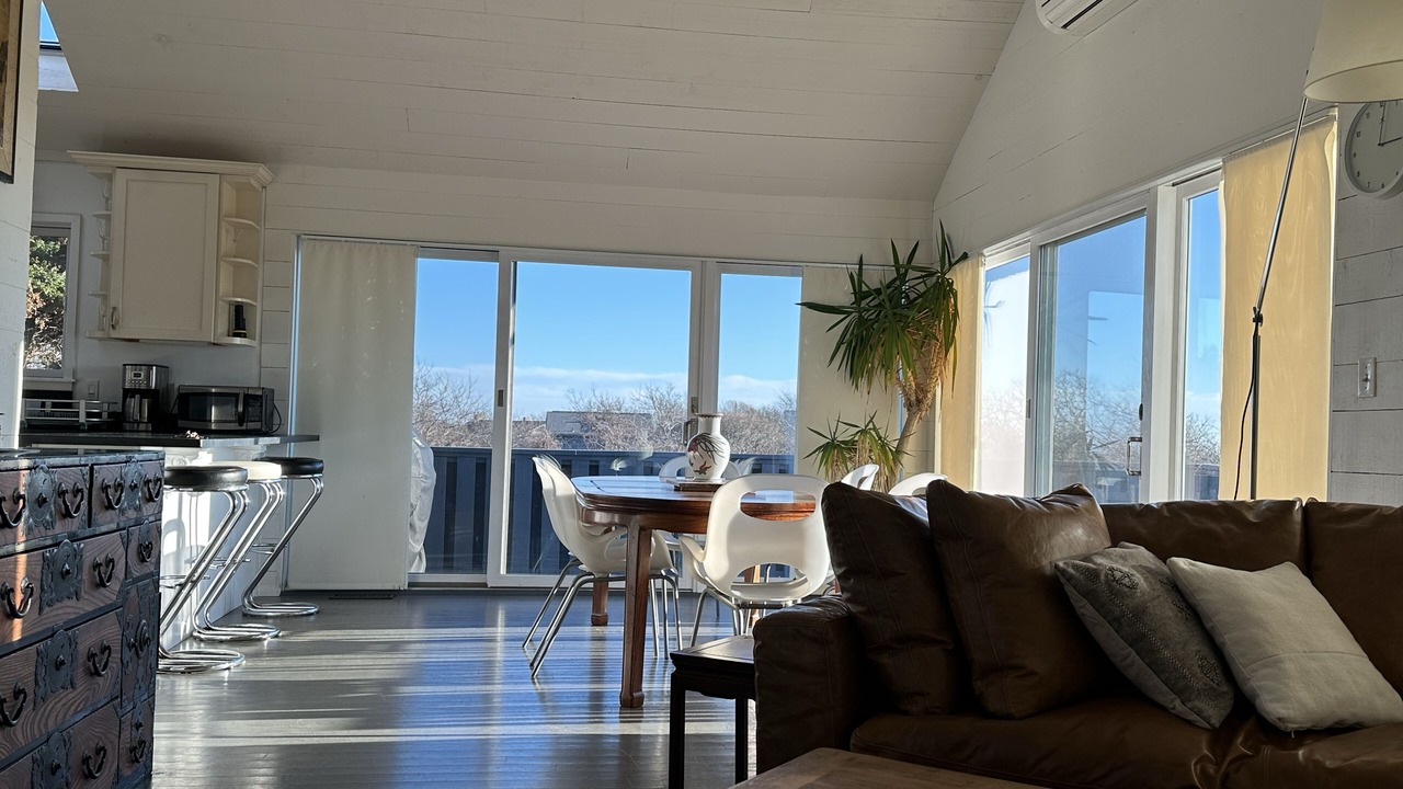 Photo of Livingroom in Montauk