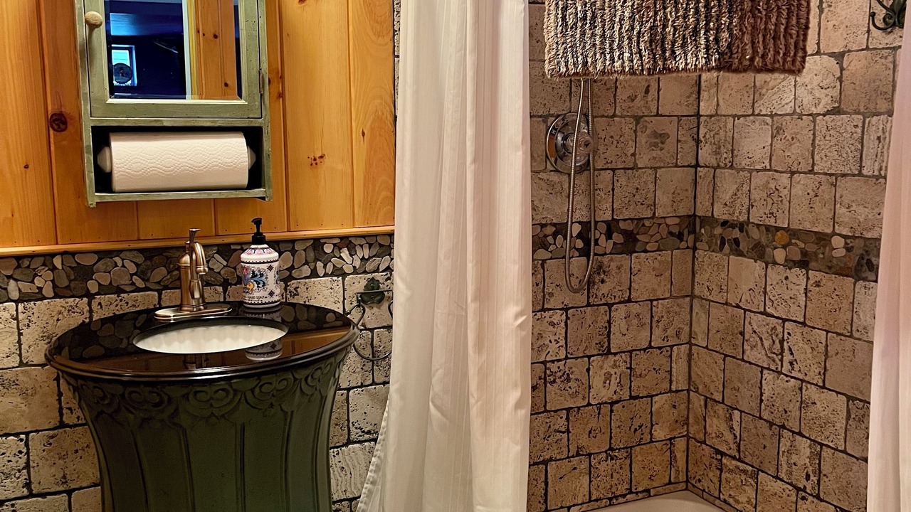 Photo of Bathroom in Brownfield