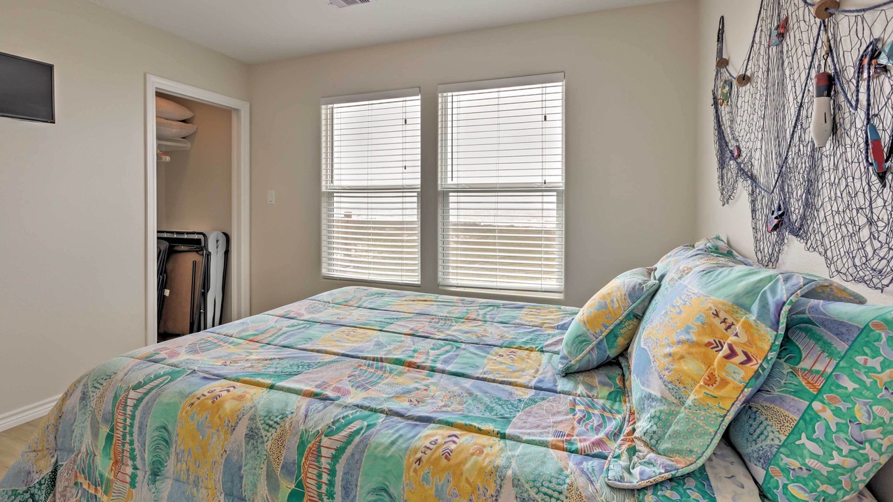 Photo of Bedroom in Port Bolivar