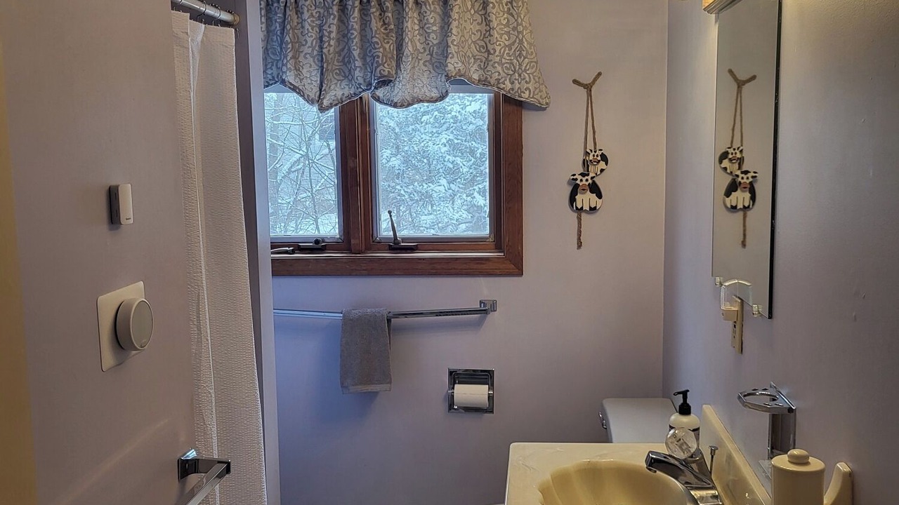 Photo of Bathroom in East Burke