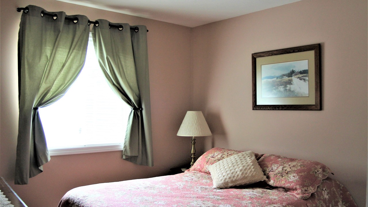 Photo of Bedroom in North Woodstock