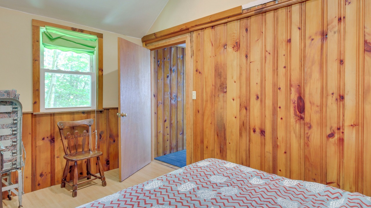 Photo of Bedroom in Rumney