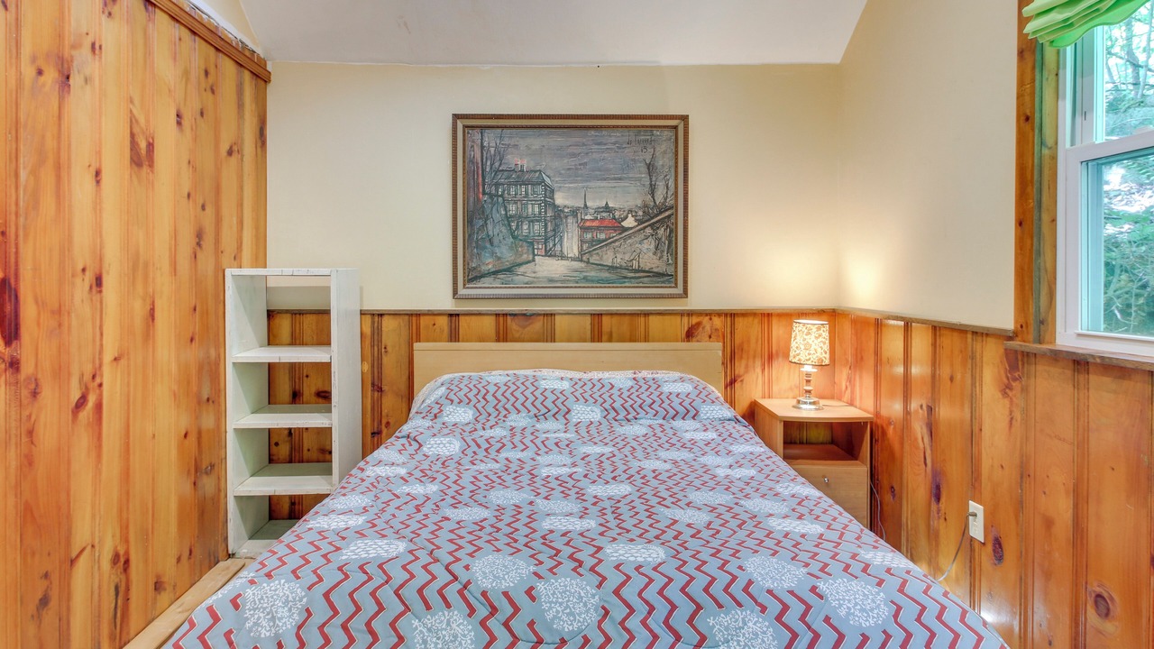 Photo of Bedroom in Rumney