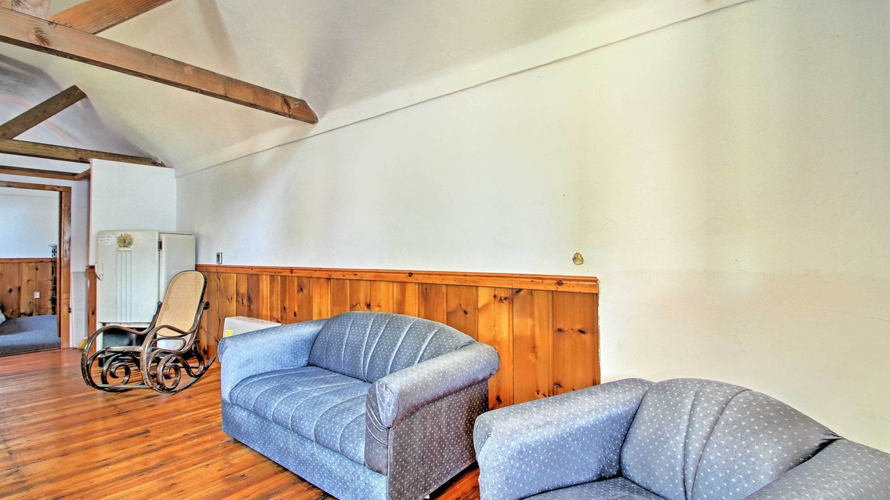 Photo of Livingroom in Rumney