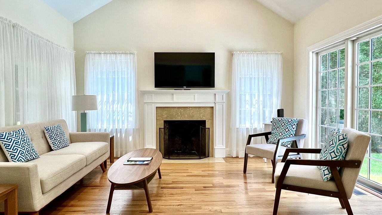 Photo of Livingroom in Village of East Hampton