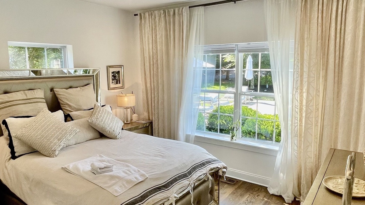 Photo of Bedroom in Shinnecock Hills