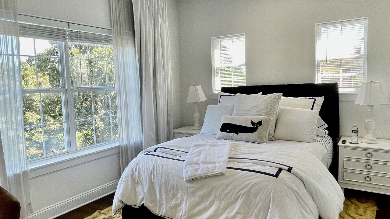 Photo of Bedroom in Shinnecock Hills