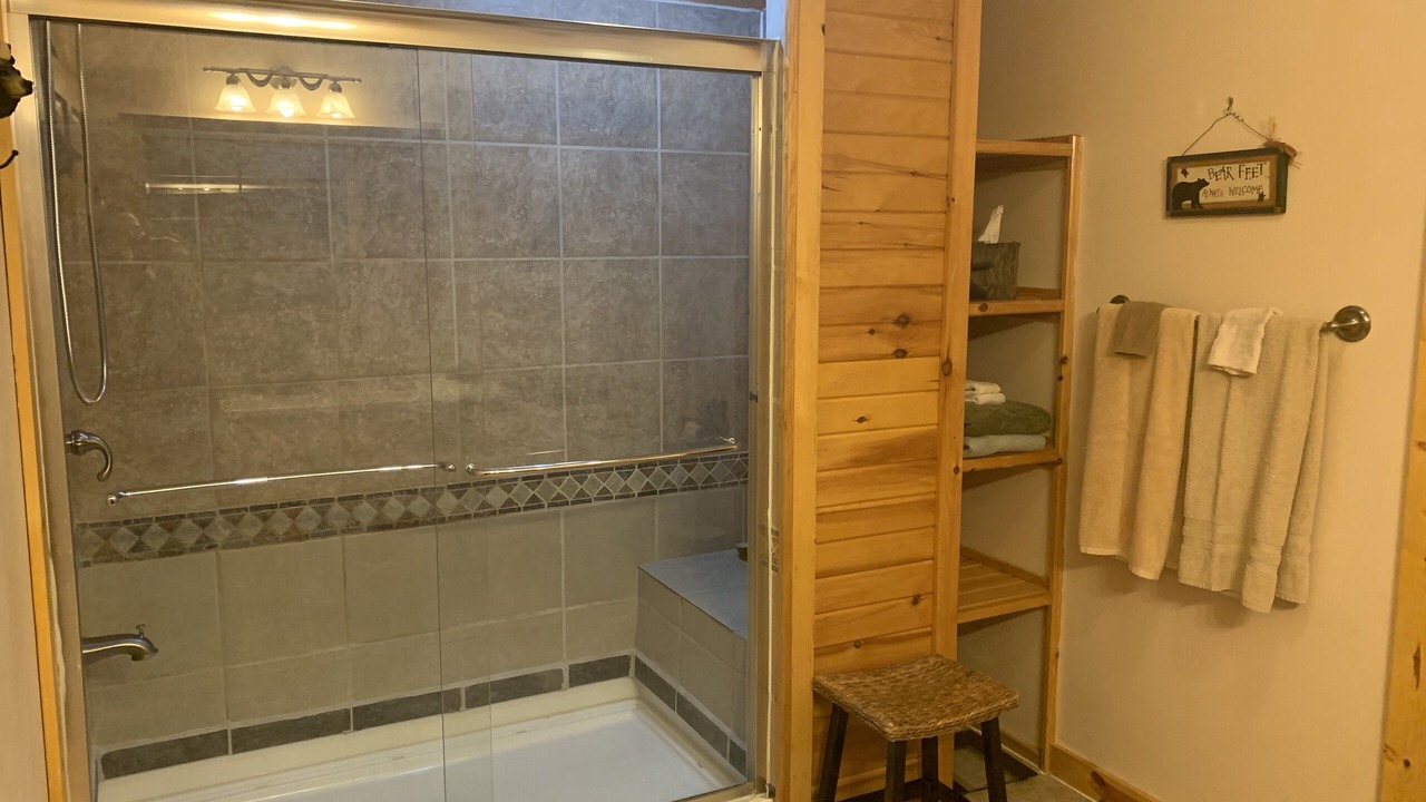 Photo of Bathroom in Snowshoe