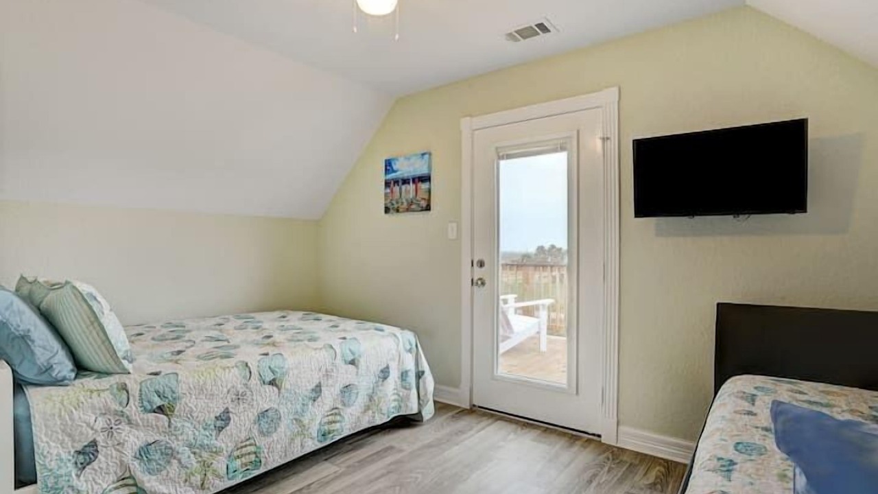 Photo of Others in Surfside Beach