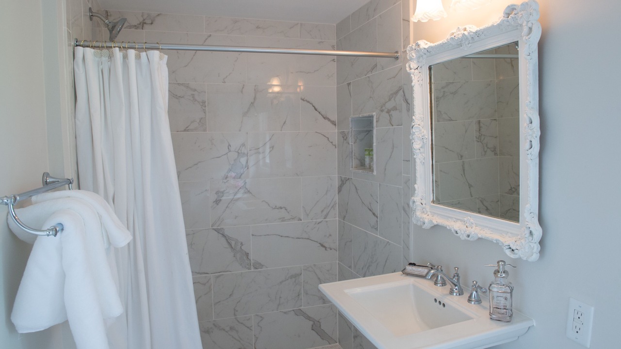 Photo of Bathroom in Washington