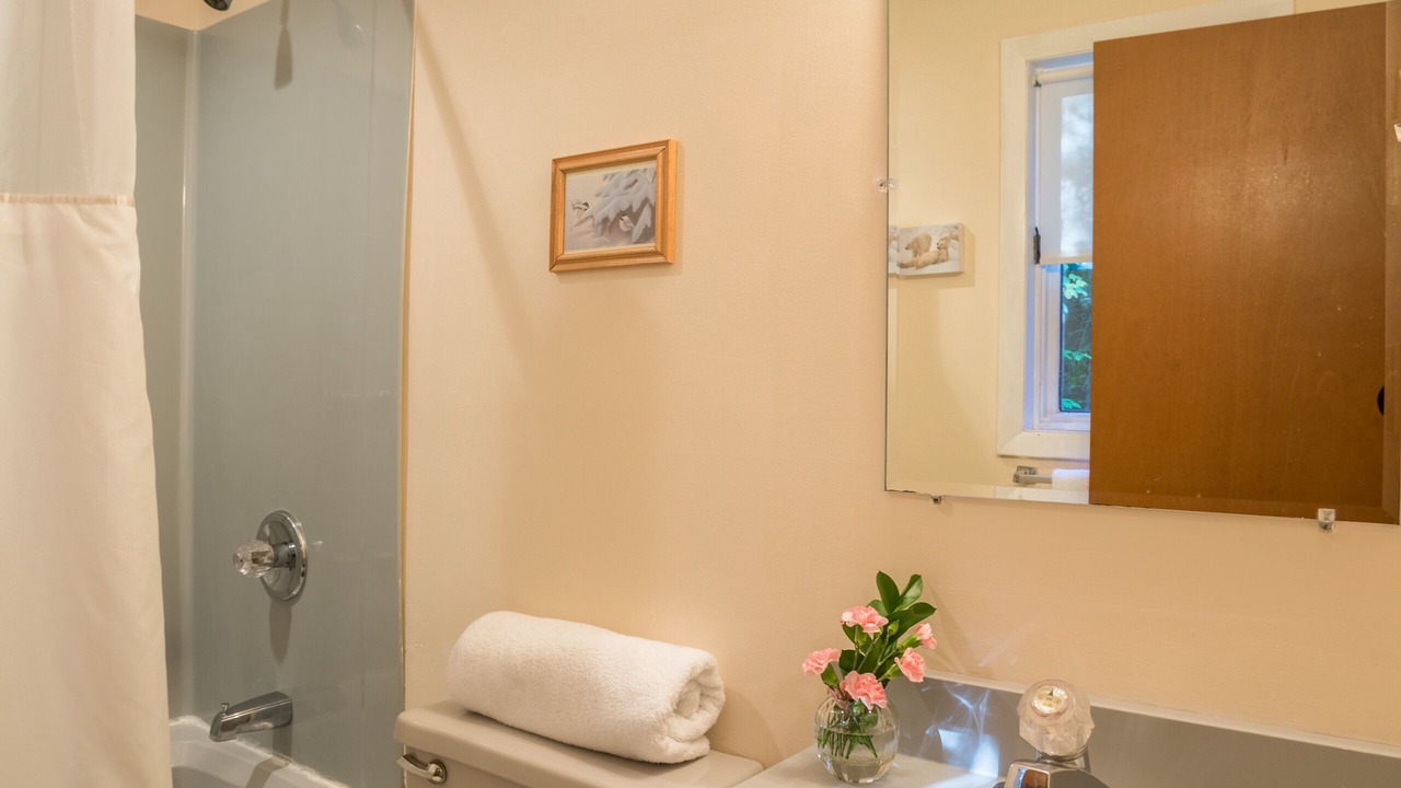 Photo of Bathroom in Campton